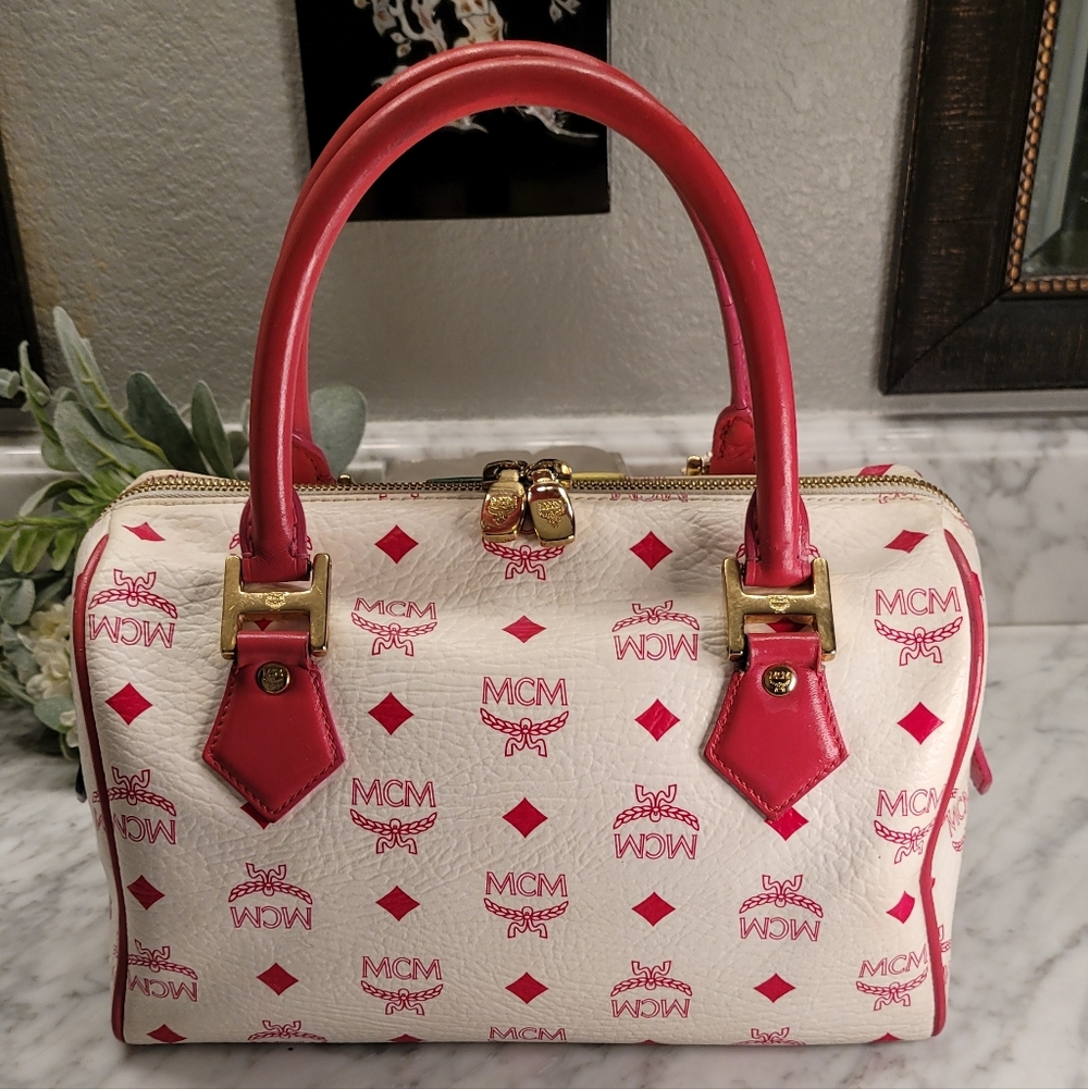 MCM Vicetos Princess Lioness Boston Leather & Suede Bag EUC - Picture 3 of 12